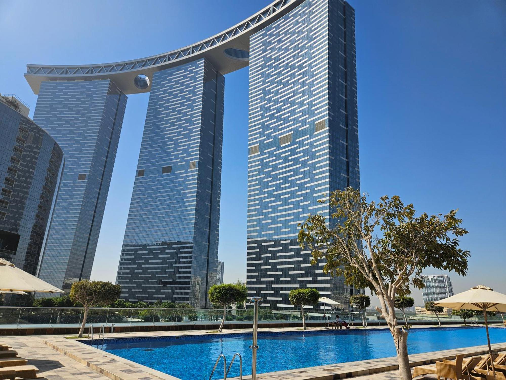 C-suite Views At Al Reem And Al Maryah Island