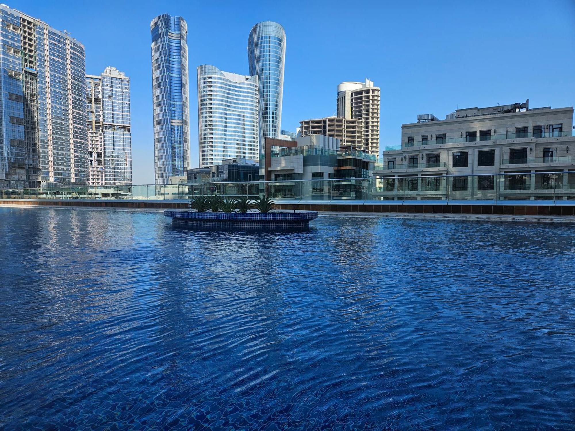 Apartment C-suite Views At Al Reem And Al Maryah Island